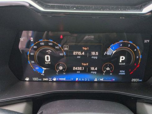 Used 2025 Chevrolet Colorado ZR2 w/ Technology Package image 12