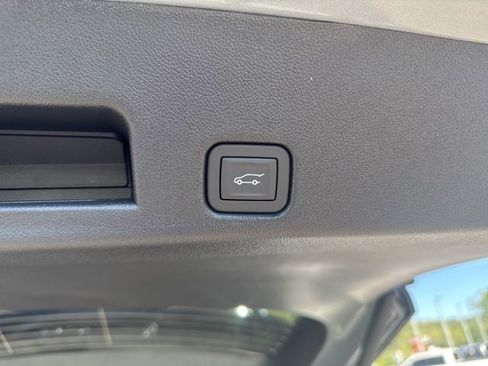 New 2026 Buick Enclave Preferred w/ Power Package image 14