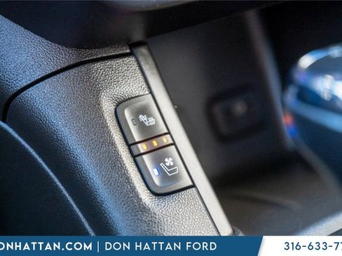 Used 2019 GMC Acadia Denali image 11