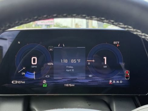 Used 2025 Chevrolet Equinox EV LT w/ Convenience Package image 24