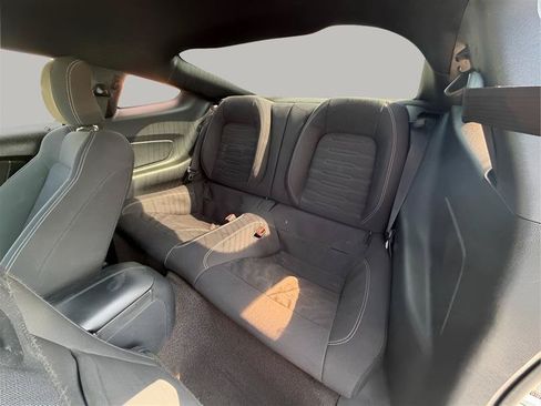 Used 2015 Ford Mustang GT RWD image 23