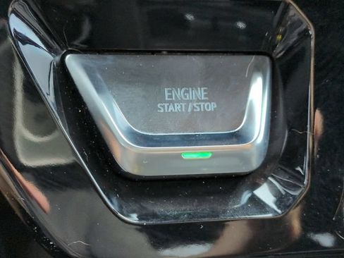 Used 2025 GMC Sierra 2500 AT4X AWD/4WD image 29