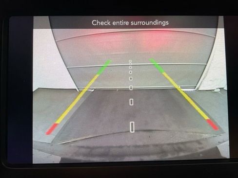 Used 2021 Jeep Cherokee Latitude Plus image 18