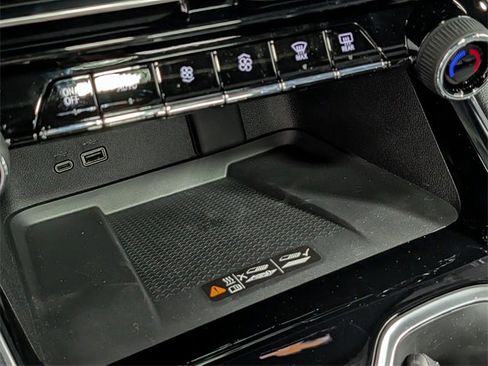 New 2026 Chevrolet Traverse Z71 w/ Enhanced Driving Package image 29