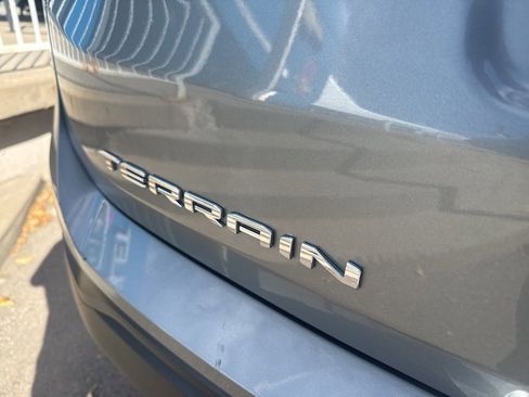 Certified 2024 GMC Terrain SLE image 16