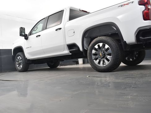 New 2026 Chevrolet Silverado 2500 Custom w/ Custom Value Package AWD/4WD image 14