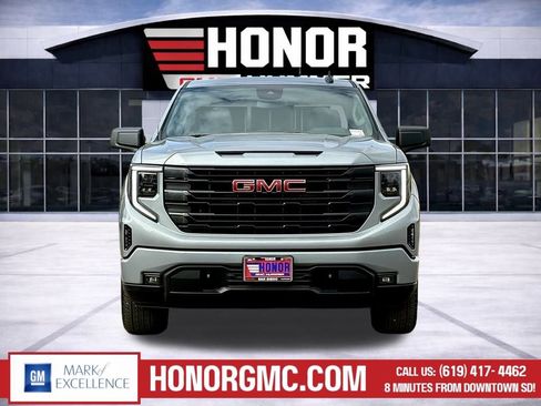 Used 2025 GMC Sierra 1500 Elevation w/ Preferred Package image 8