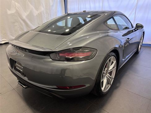 New 2025 Porsche 718 Cayman S image 9