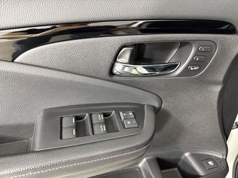 Used 2019 Honda Ridgeline RTL-E image 32