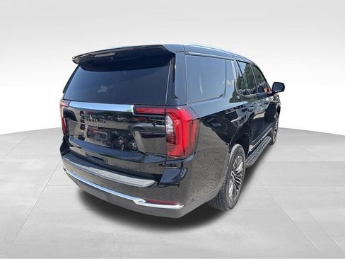 Used 2025 GMC Yukon Elevation w/ Technology Package AWD/4WD image 7