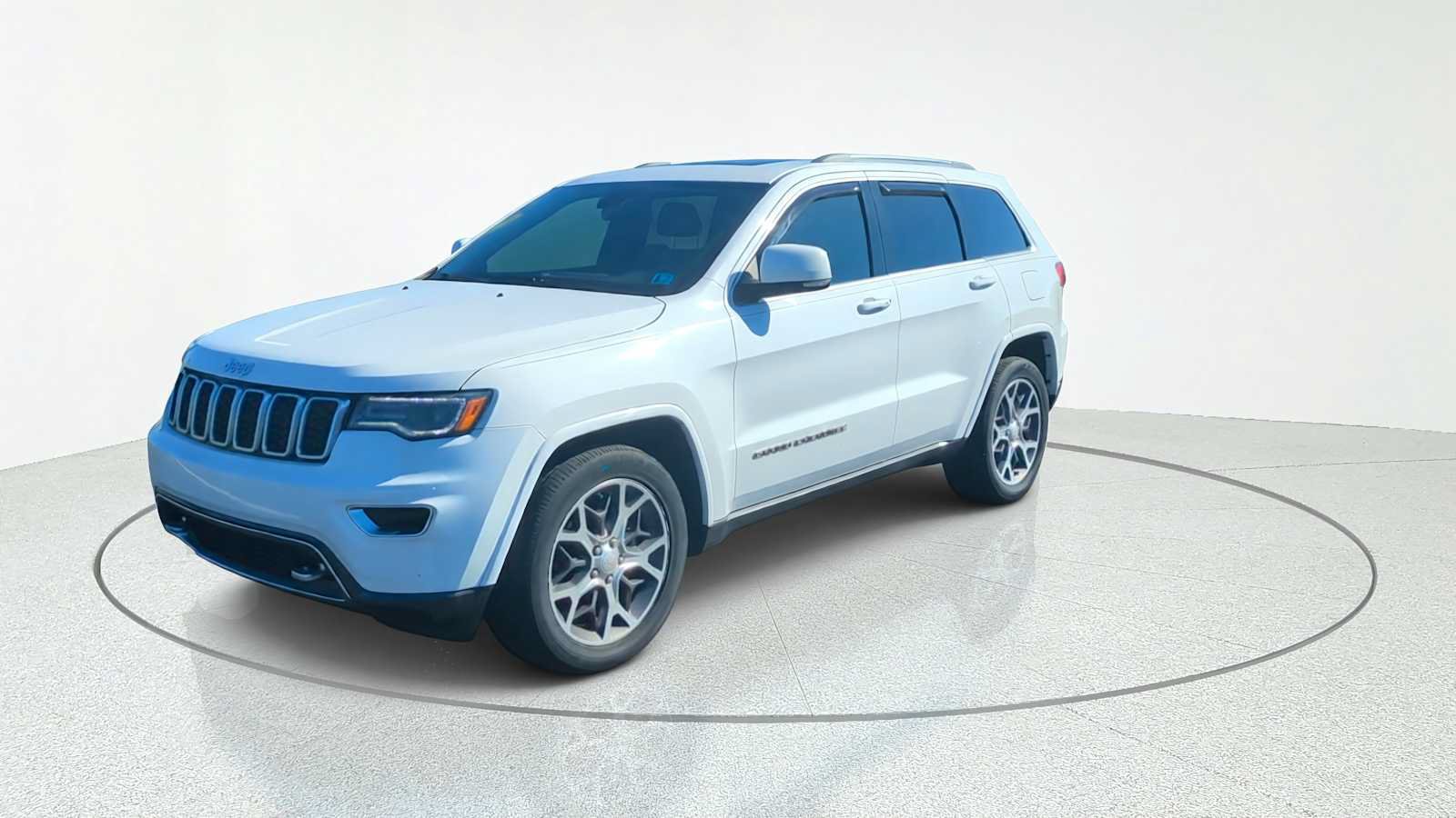 Used 2018 Jeep Grand Cherokee Limited RWD image 6