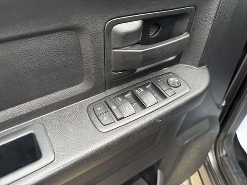 Used 2016 RAM 2500 Tradesman w/ Chrome Appearance Group AWD/4WD image 22