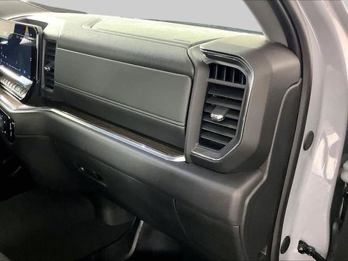 Certified 2024 Chevrolet Silverado 1500 RST RWD image 18