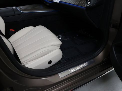 Certified 2026 Mercedes-Benz E 350 4MATIC Sedan image 35