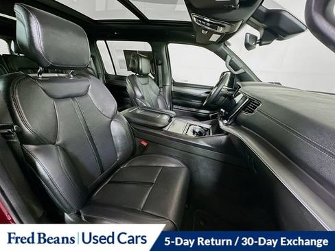 Used 2025 Jeep Wagoneer Series II w/ Premium Group I AWD/4WD image 38