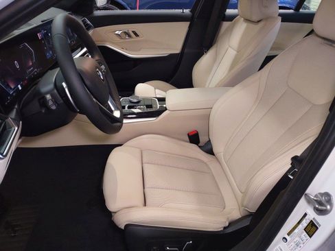 Used 2024 BMW 330i Sedan w/ Premium Package image 5