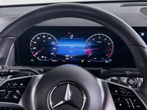 Used 2026 Mercedes-Benz GLB 250 image 19