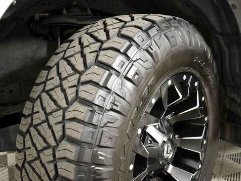 Used 2021 Toyota 4Runner TRD Off-Road Premium image 9