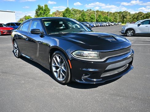 Used 2022 Dodge Charger GT RWD image 2