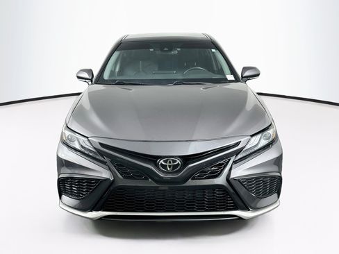 Used 2021 Toyota Camry XSE FWD image 2