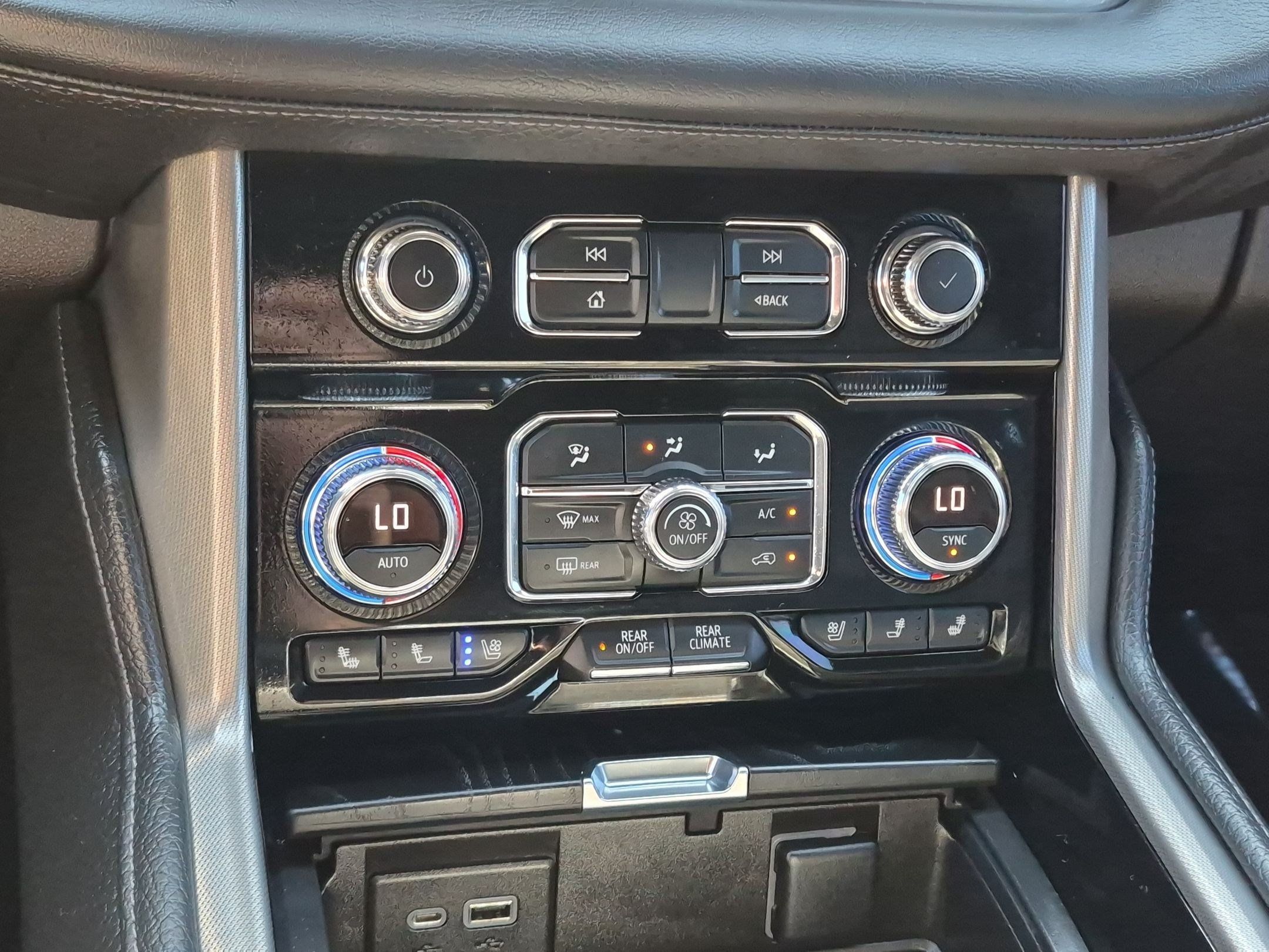 Used 2022 GMC Yukon Denali AWD/4WD image 22