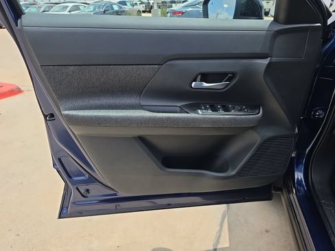 New 2026 Nissan Kicks SV w/ Cold Weather Package FWD image 22
