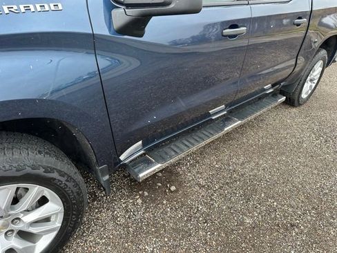 Used 2022 Chevrolet Silverado 1500 Custom image 12