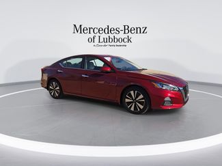 Used 2022 Nissan Altima 2.5 SV w/ SV Premium Package video 2