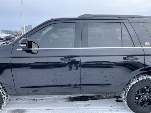 Used 2022 Ford Expedition Timberline image 39