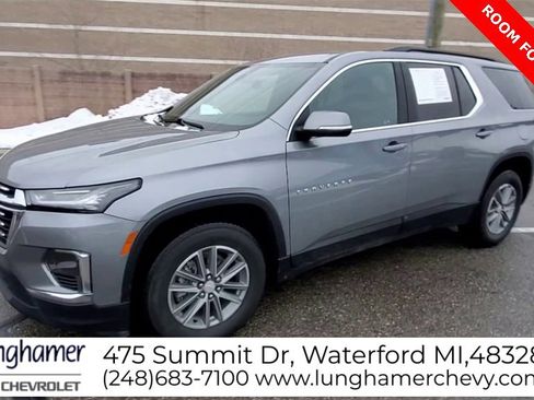 Used 2023 Chevrolet Traverse LT image 4