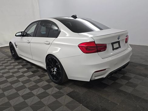 Used 2018 BMW M3 RWD image 2