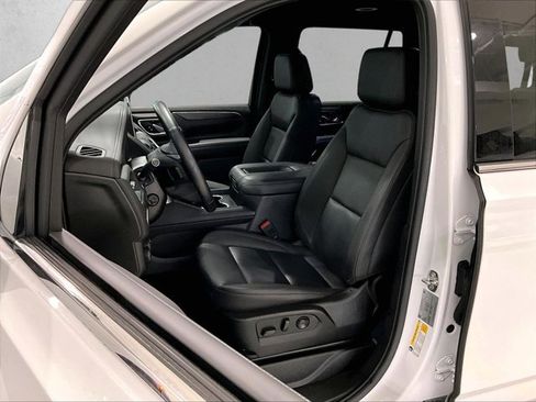 Used 2023 Chevrolet Tahoe LT w/ Luxury Package RWD image 27