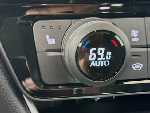 Used 2024 Toyota Grand Highlander AWD image 20