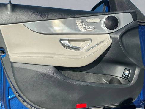 Used 2018 Mercedes-Benz C 300 Sedan w/ Premium Package image 10