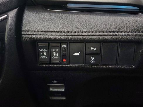 Used 2025 Honda Odyssey Touring image 14