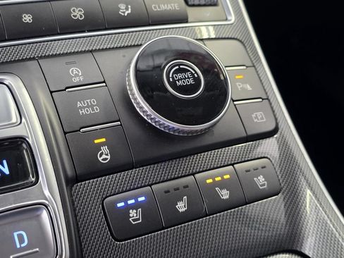 Used 2023 Hyundai Santa Fe Limited FWD image 29