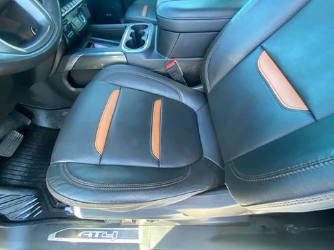 Used 2020 GMC Sierra 1500 AT4 w/ AT4 Premium Package AWD/4WD image 22