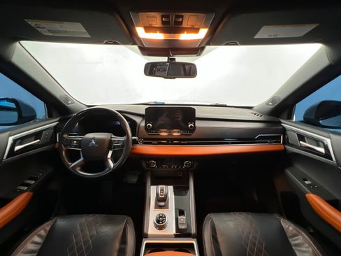 Used 2022 Mitsubishi Outlander SEL AWD/4WD image 9