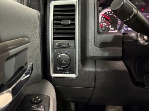 Used 2017 RAM 1500 Big Horn AWD/4WD image 16