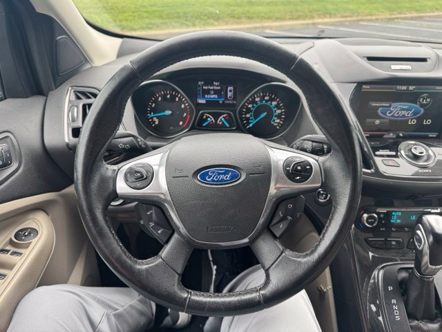 Used 2014 Ford Escape Titanium FWD image 17