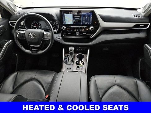 Used 2020 Toyota Highlander Limited image 6