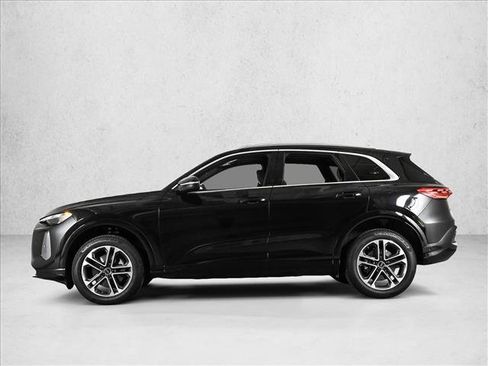 Certified 2025 Audi Q5 Premium w/ Convenience Package AWD/4WD image 9