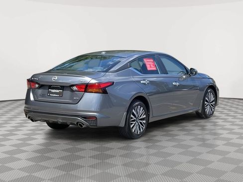 Certified 2024 Nissan Altima 2.5 SV w/ SV Premium Package AWD/4WD image 5