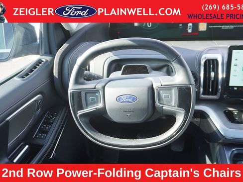 Used 2025 Ford Expedition Max Platinum image 19