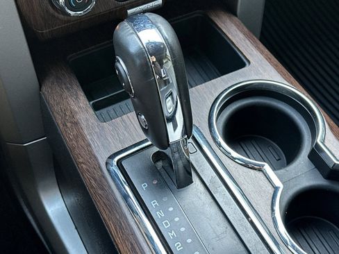 Used 2014 Ford F150 Lariat w/ Equipment Group 501A Mid image 33