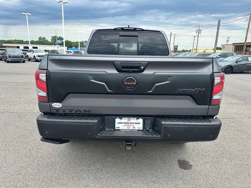 Used 2022 Nissan Titan PRO-4X w/ Pro-4x Convenience Package AWD/4WD image 6