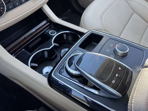 Used 2018 Mercedes-Benz GLE 350 image 27