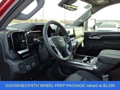 New 2026 Chevrolet Silverado 2500 LTZ w/ LTZ Premium Package image 7