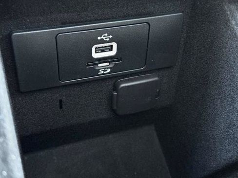 Used 2016 Lincoln MKZ Hybrid w/ Equipment Group 600A Reserve image 31