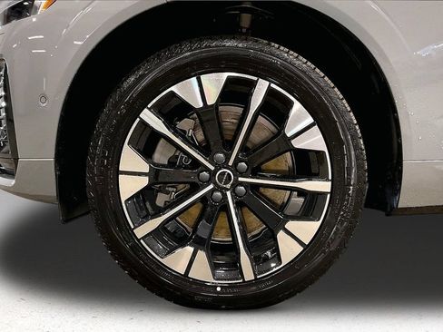 New 2026 Volvo XC60 T8 Plus w/ Protection Package Premier AWD/4WD image 12